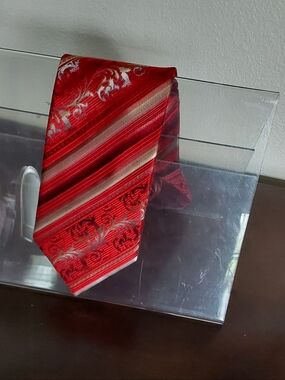 Angelino Men's Red Patterned Silk Tie